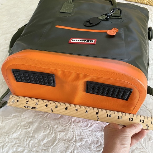 Hunter Target Roll Top Cooler Backpack Olive Green  Orange 20th Anniversary EUC - Picture 7 of 11